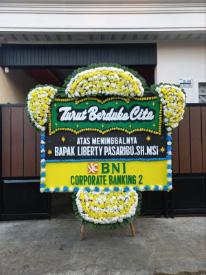 Papan Bunga Duka di Payung
